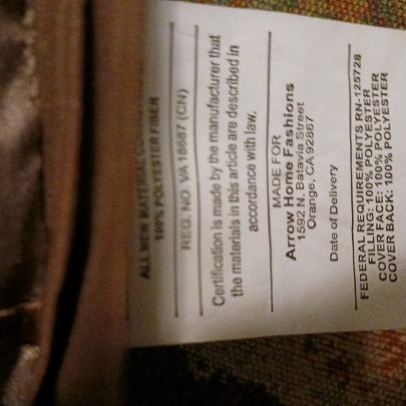 🦊🐅Land of Nod Room Throw pillow🦙🦒& Arrow Home 🏡 Fashion Pollows. - Picture 10 of 12